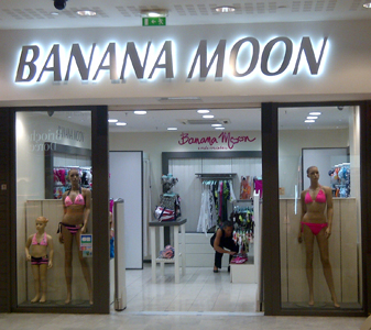boutique banana moon